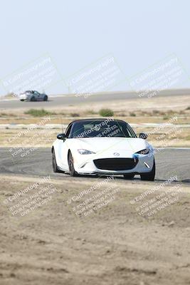 media/Oct-18-2025-Speed Ventures (Sat) [[8b3b7cf525]]/Yellow/Session 3 (Sunset)/